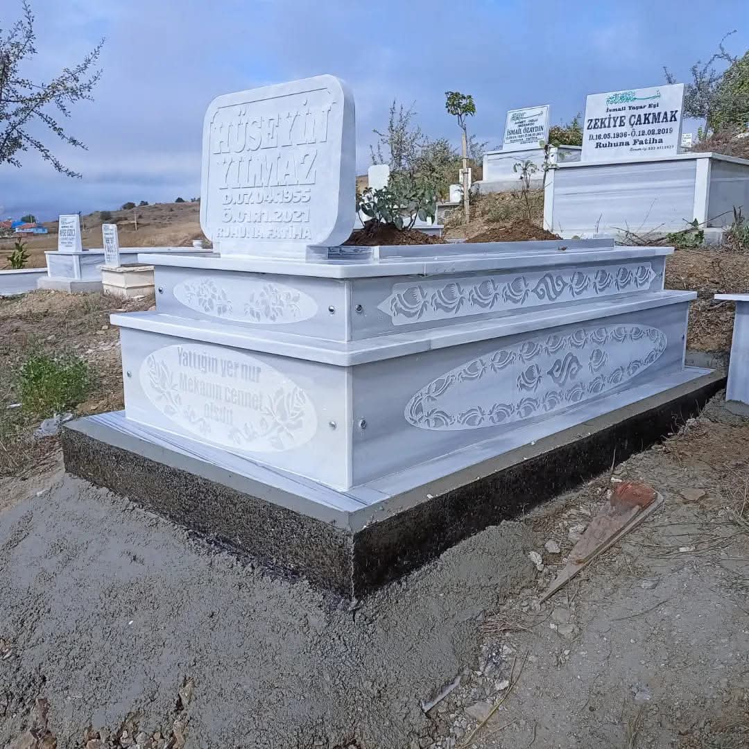 30-15 Full İşleme, Kabartma Baştaşı