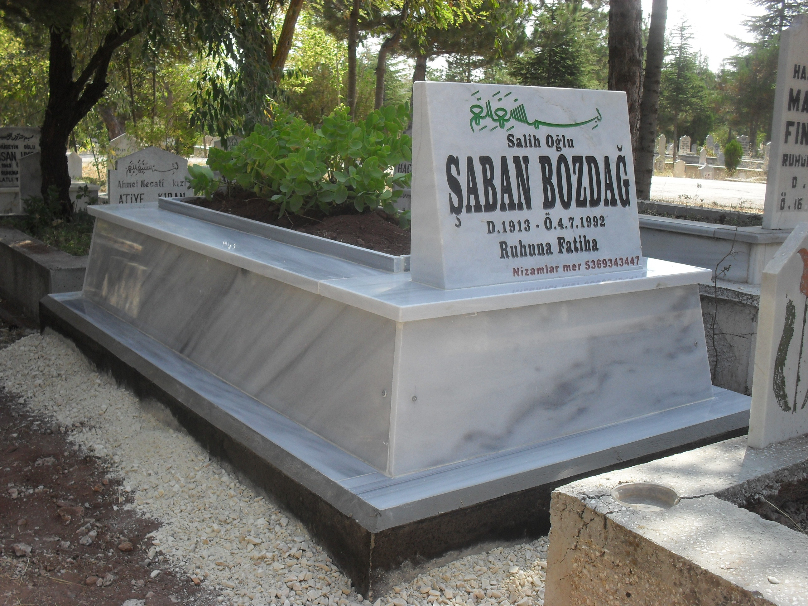 30'luk Açılı Mermer Mezar